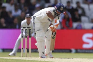 Chappell Hails Pant's 